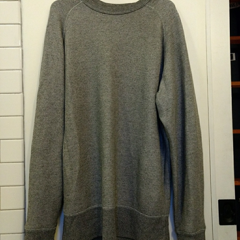 Super comfy Grey sweatshirt
